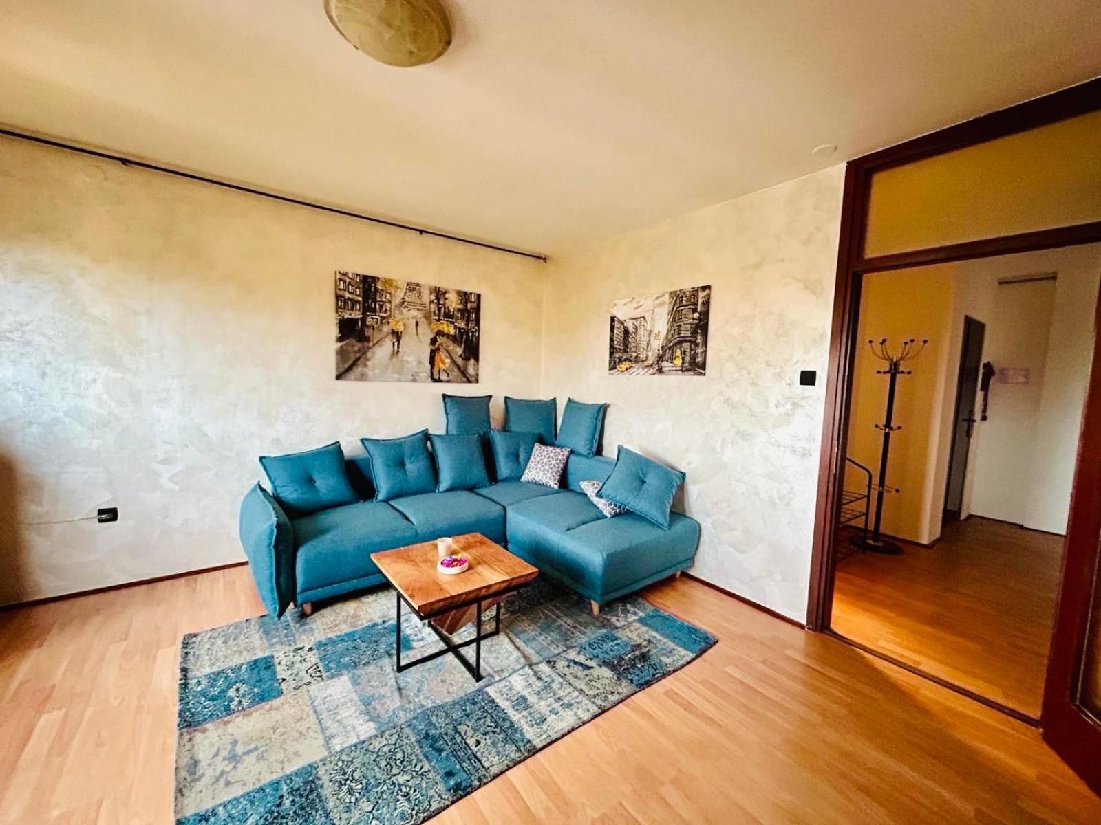 Fly By Suite - Zagreb Airport - 0-24H Self Check In&Out - Parking On Site Velika Gorica Ngoại thất bức ảnh