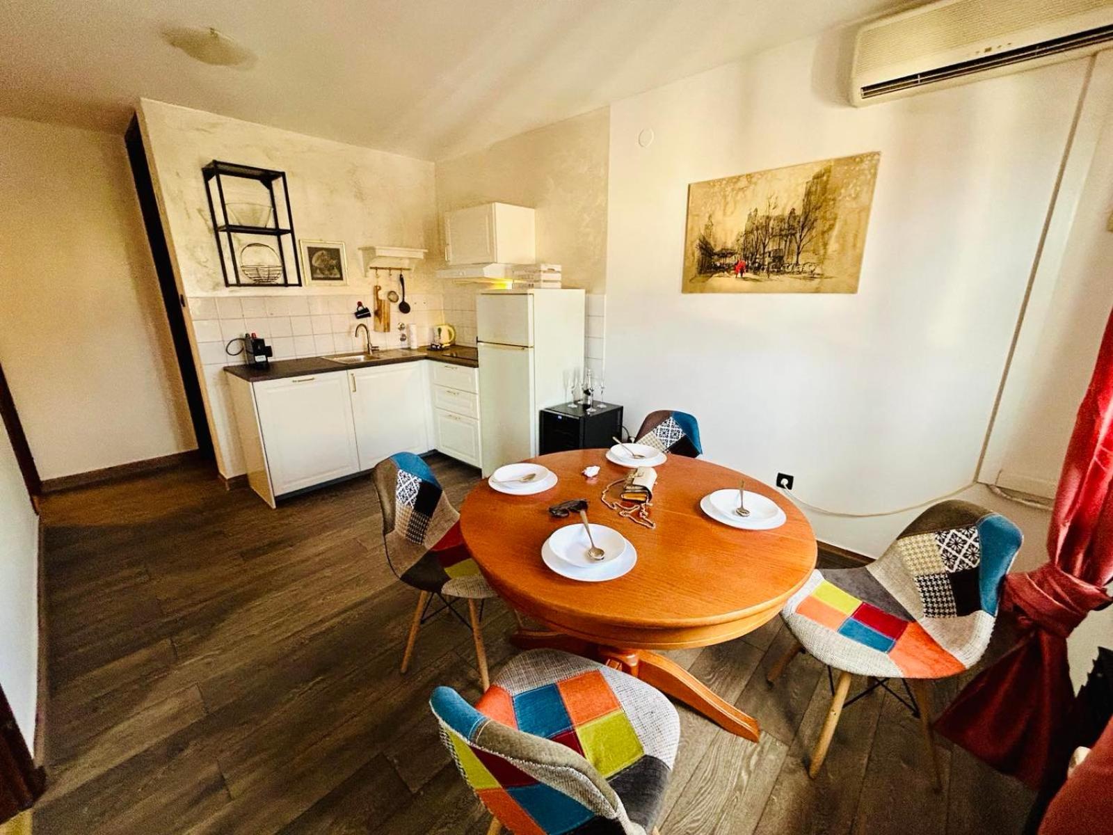Fly By Suite - Zagreb Airport - 0-24H Self Check In&Out - Parking On Site Velika Gorica Ngoại thất bức ảnh