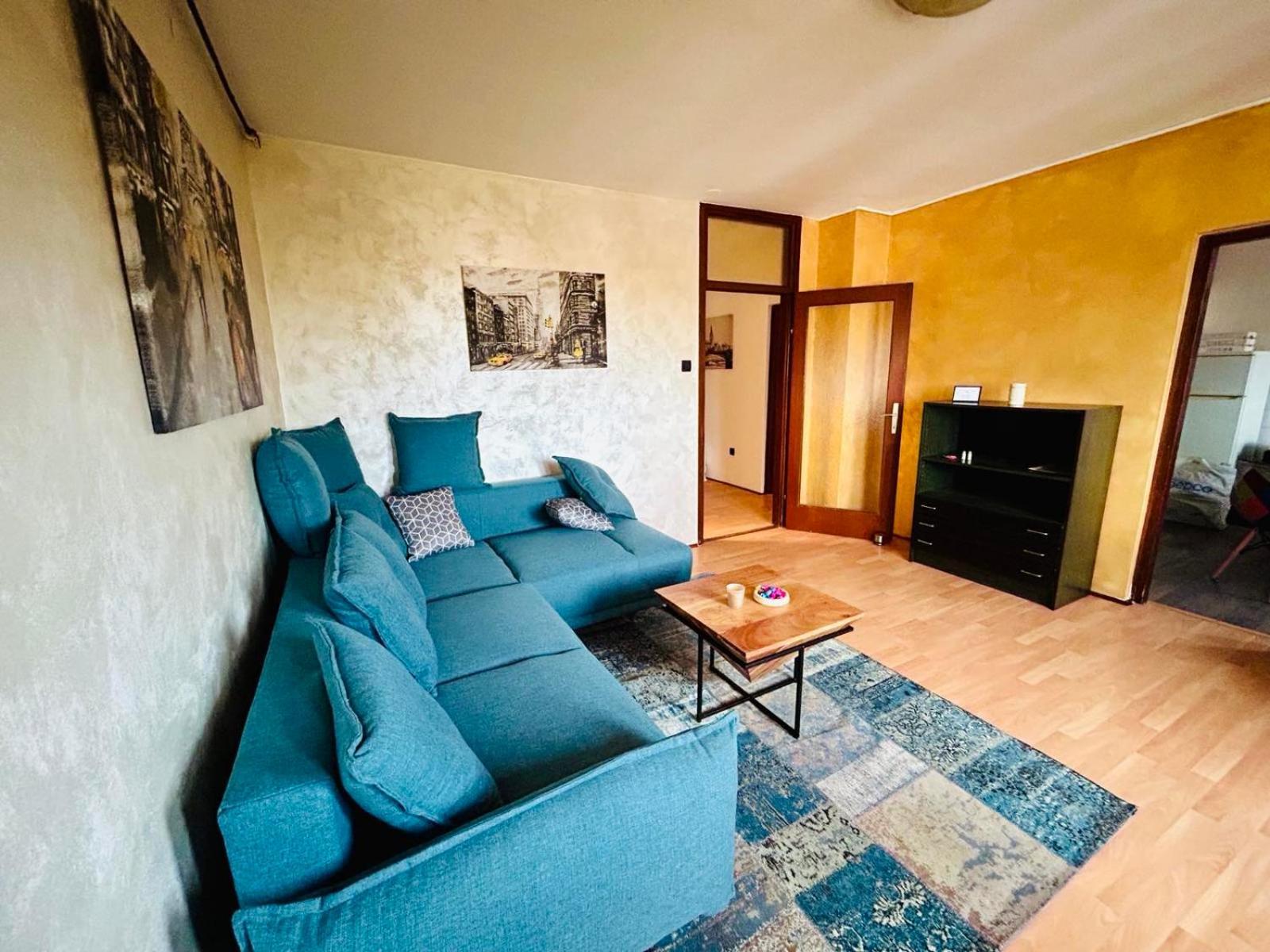 Fly By Suite - Zagreb Airport - 0-24H Self Check In&Out - Parking On Site Velika Gorica Ngoại thất bức ảnh